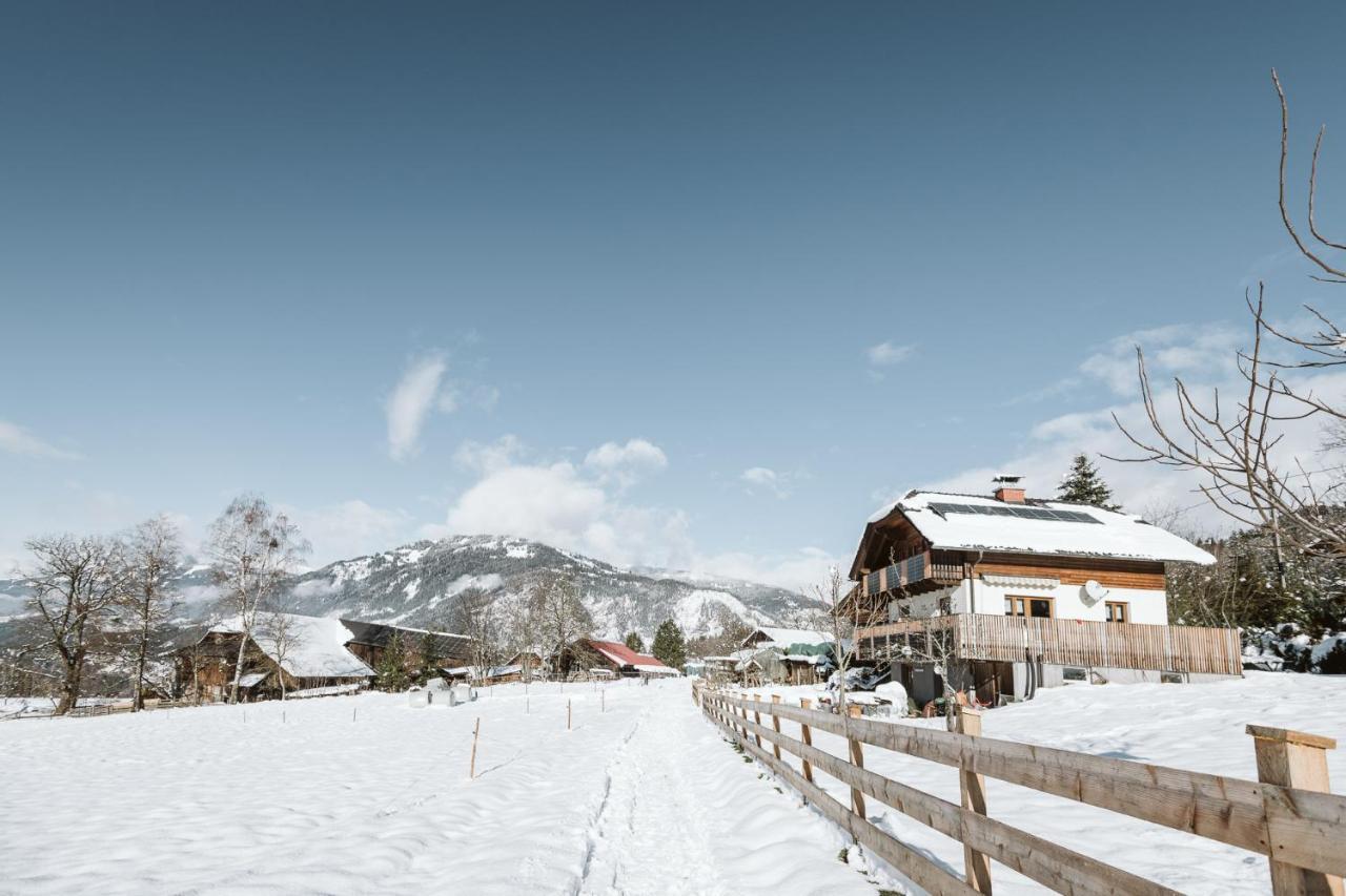 Mirnockahoi - Familienfreundliches Ferienhaus Fuer 4 Erwachsene, Maritimes Bergerlebnis, Panoramablick Von Terrasse Und Balkon, Carinthia, Millstaettersee Ferndorf Buitenkant foto